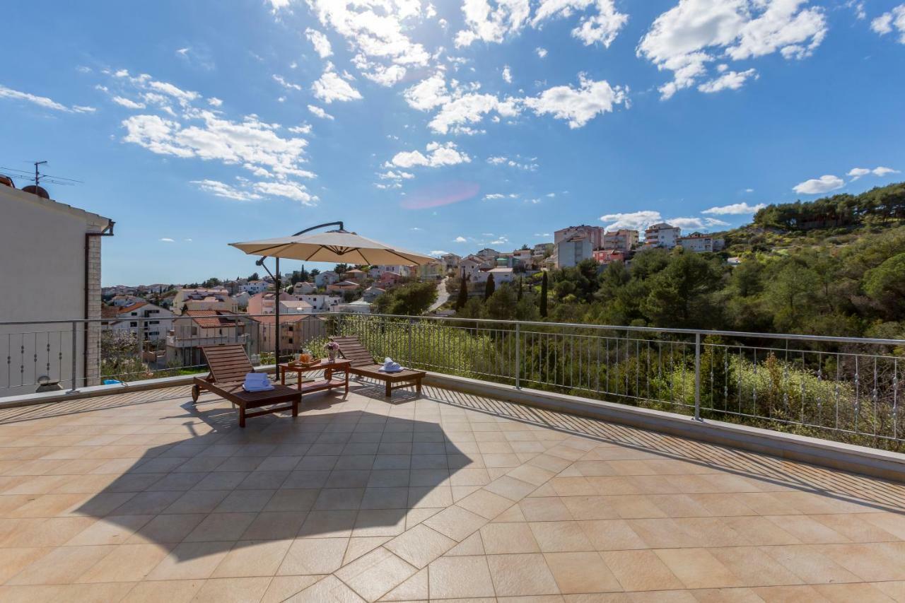 Villa Palanga Trogir Exteriör bild